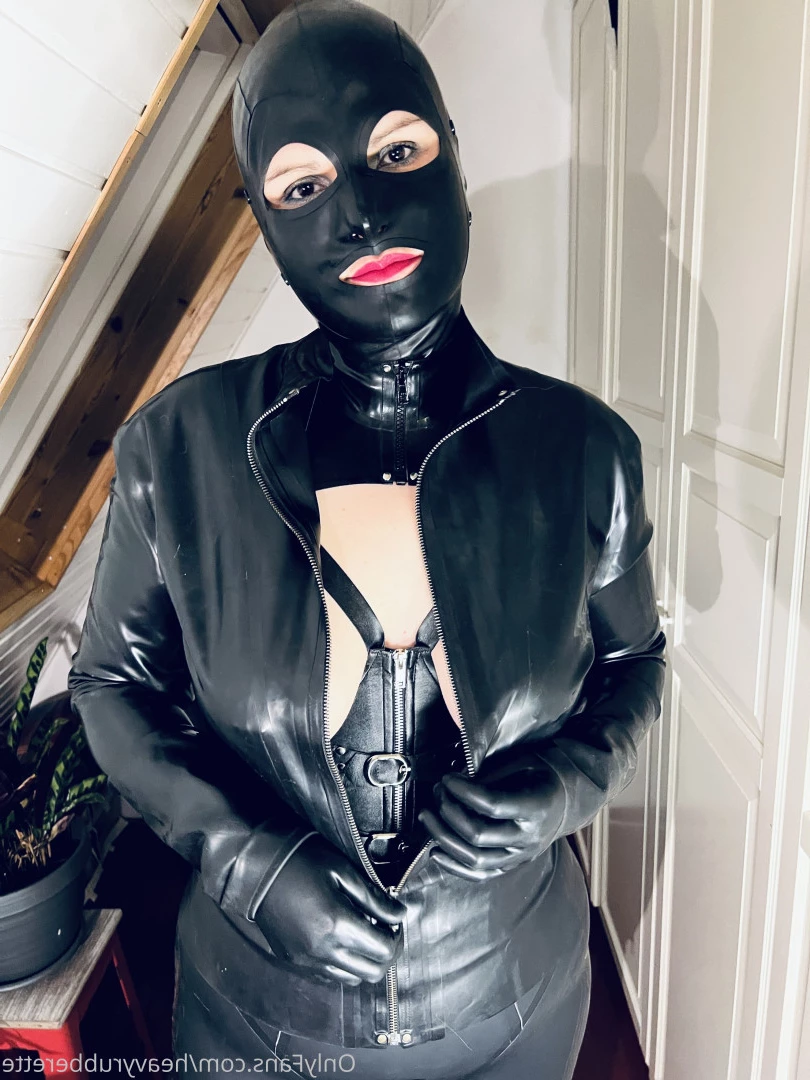 heavyrubberette Onlyfans leaked photo 9823897 on Hotleaks.tv