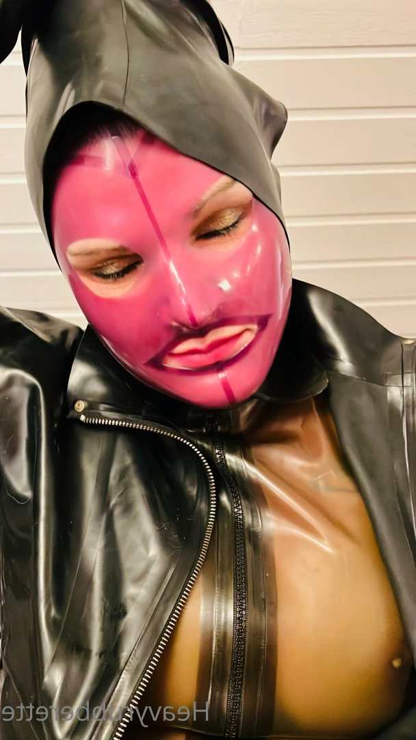 heavyrubberette Onlyfans leaked photo 9824028 on Hotleaks.tv