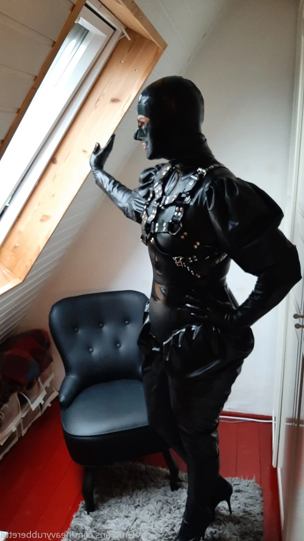 heavyrubberette Onlyfans leaked photo 9824459 on Hotleaks.tv