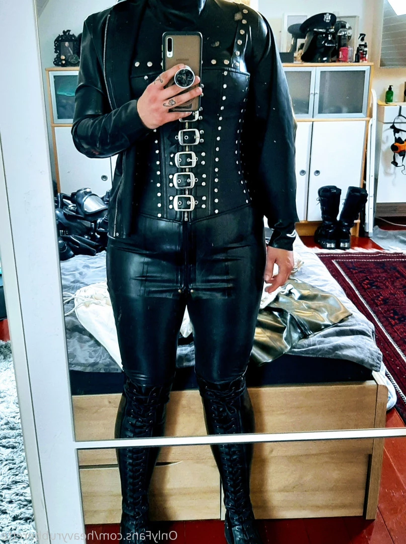 heavyrubberette Onlyfans leaked photo 9824679 on Hotleaks.tv