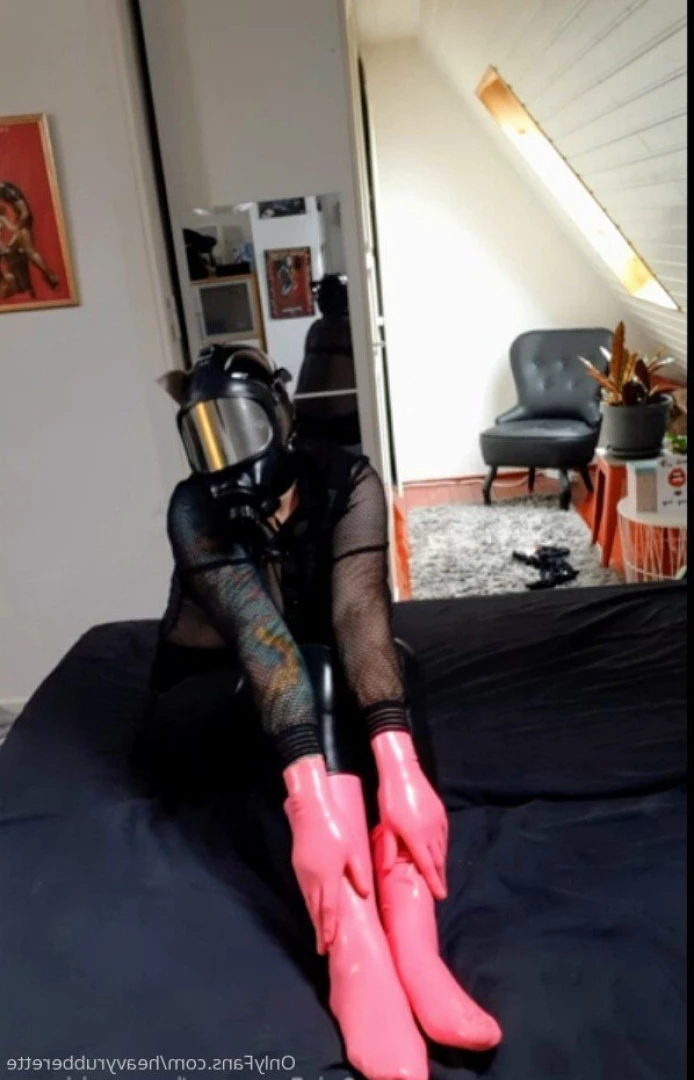 heavyrubberette Onlyfans leaked photo 9825147 on Hotleaks.tv