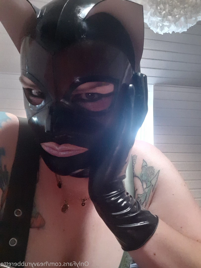 heavyrubberette Onlyfans leaked photo 9825313 on Hotleaks.tv