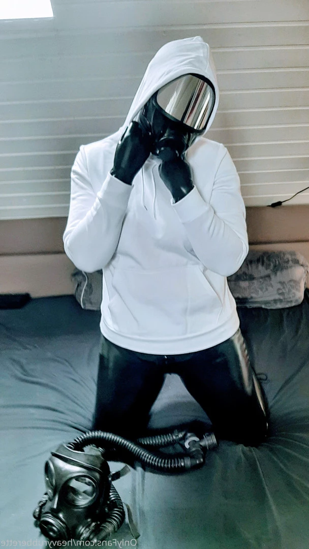 heavyrubberette Onlyfans leaked photo 9825386 on Hotleaks.tv