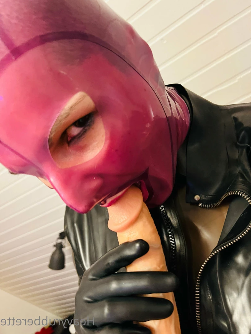 heavyrubberette Onlyfans leaked photo 9825572 on Hotleaks.tv