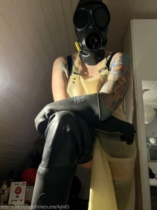 9825840