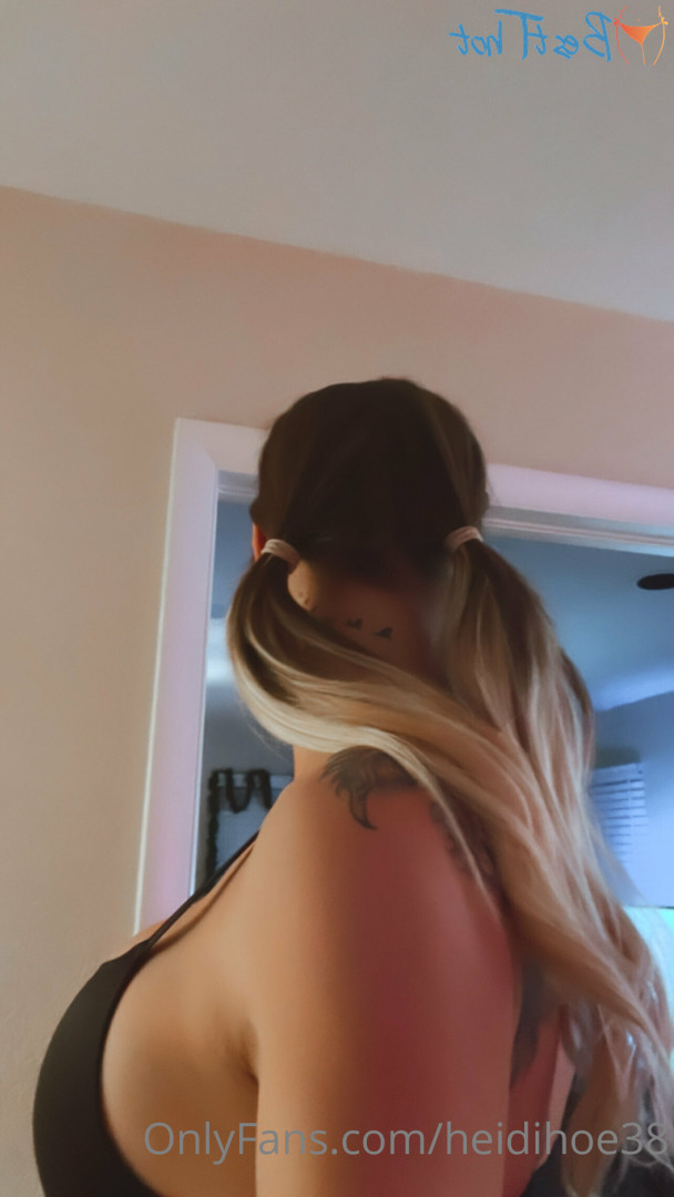 H [ heidihoe38 ] Onlyfans leaked photo 16906159 on Hotleaks.tv