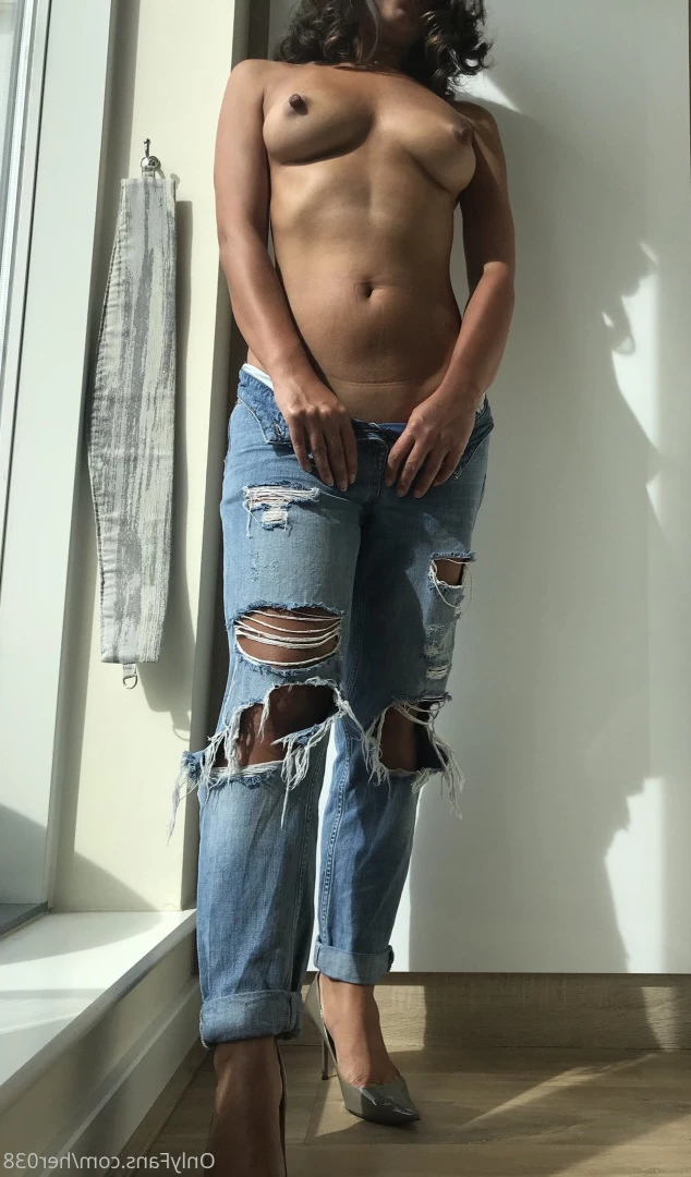 her-03 [ her038 ] Onlyfans leaked photo 9450953 on Hotleaks.tv