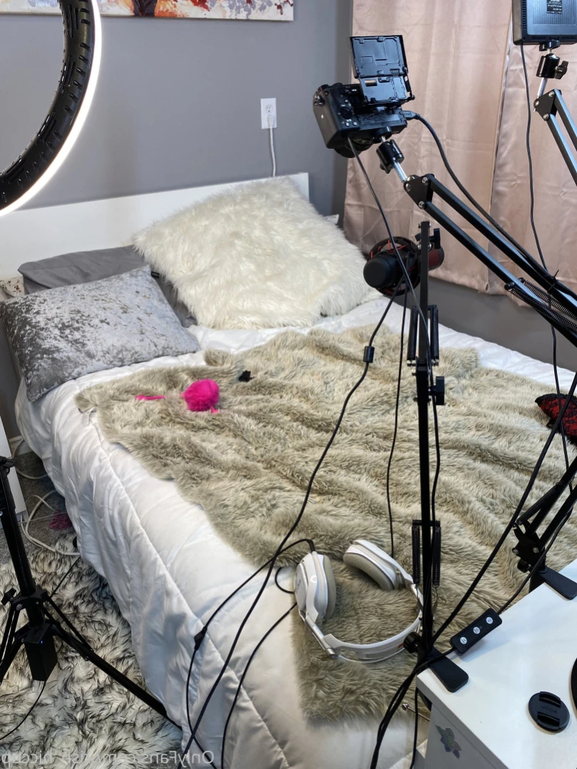 Hiccup After Dark [ hiccupafterdark ] Onlyfans leaked photo 14680417 on Hotleaks.tv