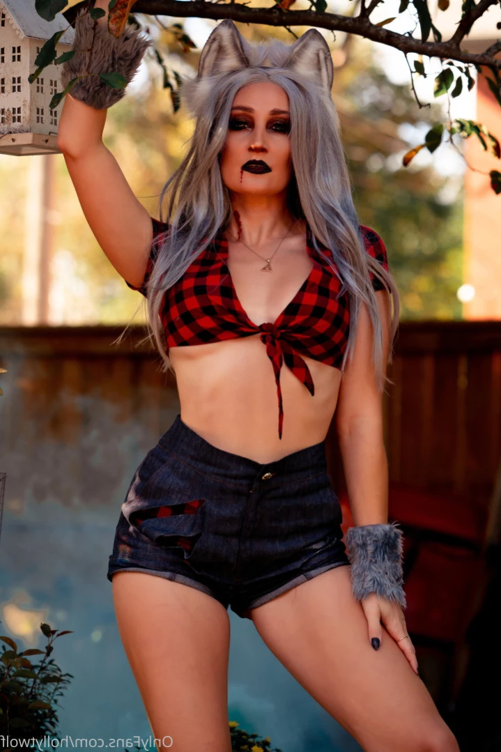 Holly Wolf [ hollytwolf ] Onlyfans leaked photo 11697593 on Hotleaks.tv