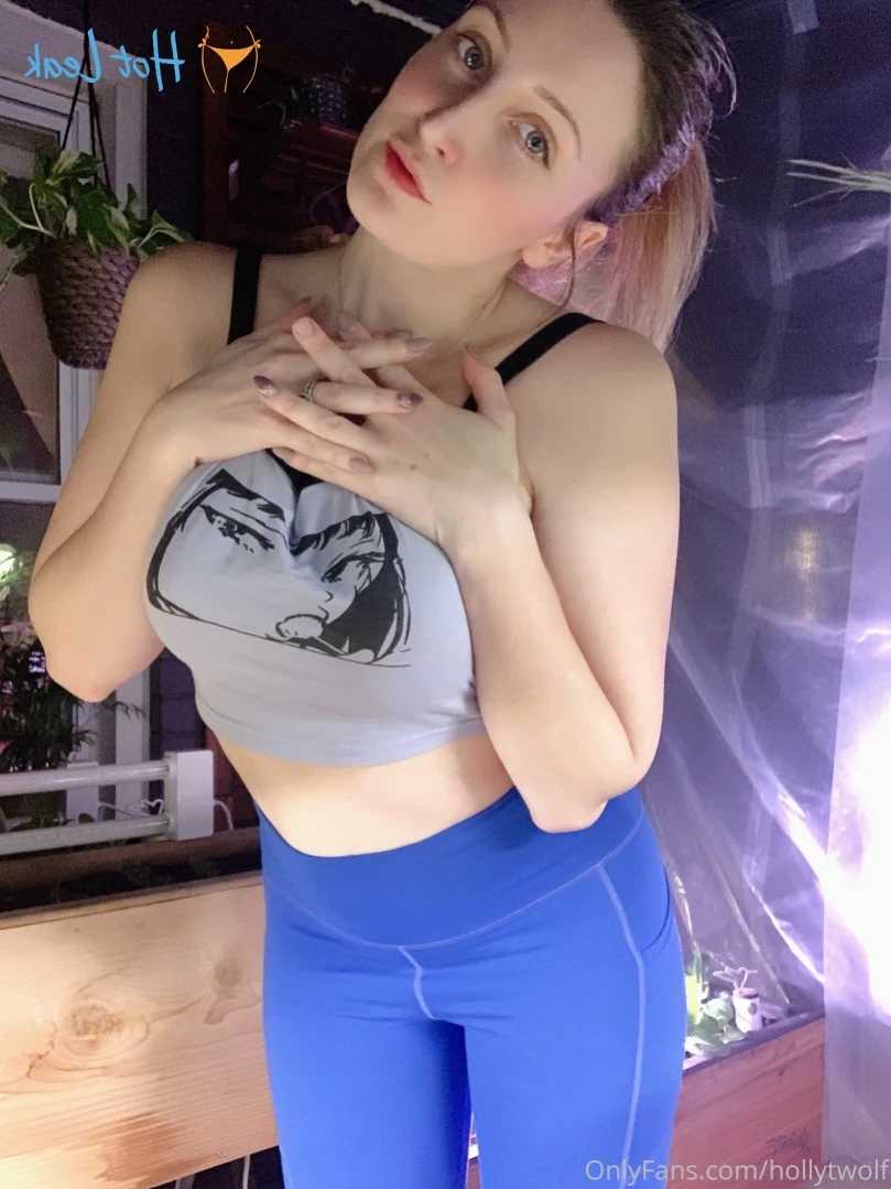 Holly Wolf [ hollytwolf ] Onlyfans leaked photo 12142369 on Hotleaks.tv