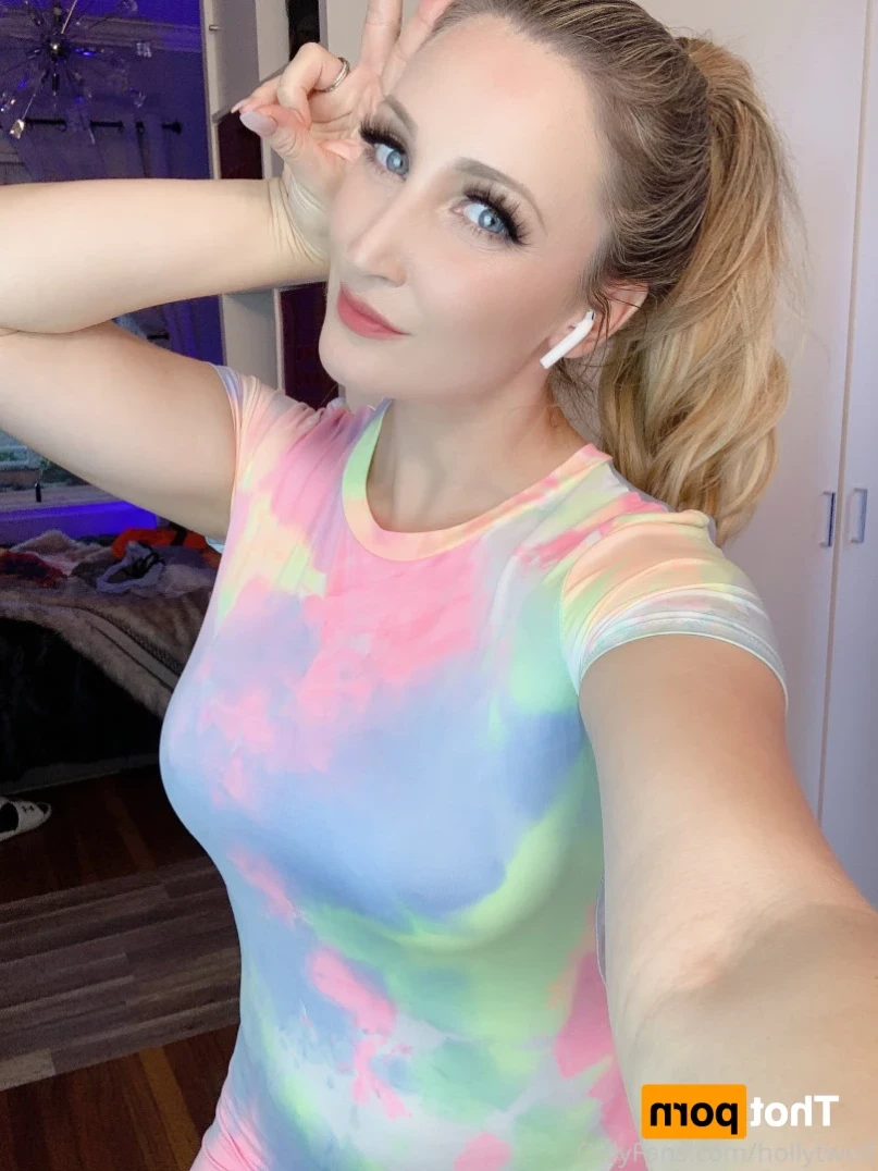 Holly Wolf [ hollytwolf ] Onlyfans leaked photo 12580353 on Hotleaks.tv