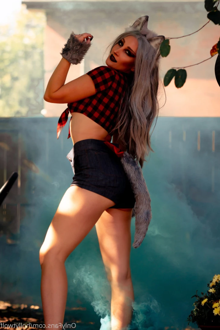 Holly Wolf [ hollytwolf ] Onlyfans leaked photo 12811299 on Hotleaks.tv