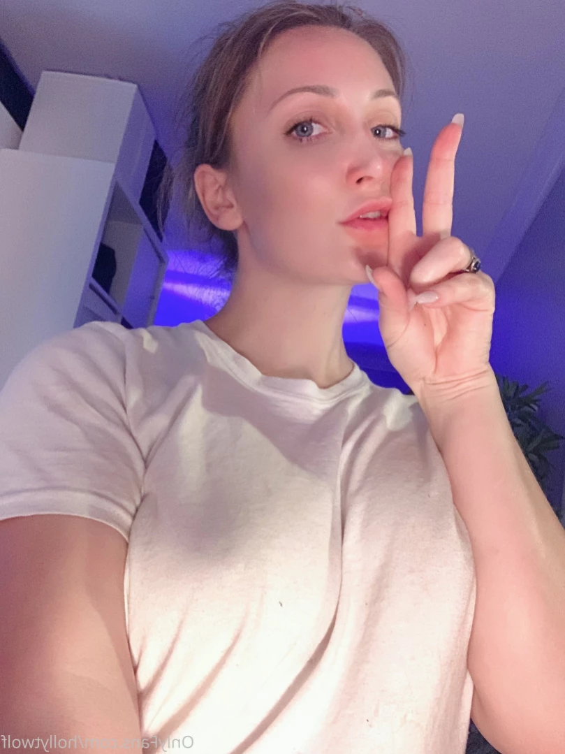 Holly Wolf [ hollytwolf ] Onlyfans leaked photo 14816733 on Hotleaks.tv