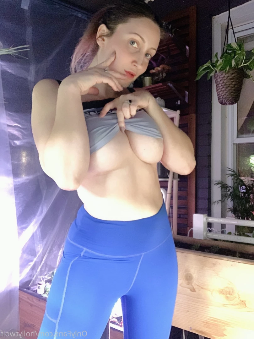 Holly Wolf [ hollytwolf ] Onlyfans leaked photo 14922806 on Hotleaks.tv