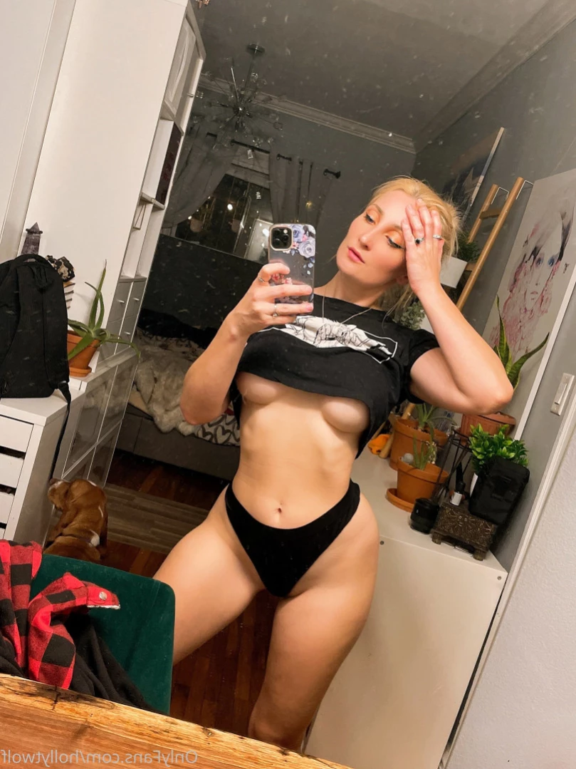 Holly Wolf [ hollytwolf ] Onlyfans leaked photo 14943587 on Hotleaks.tv