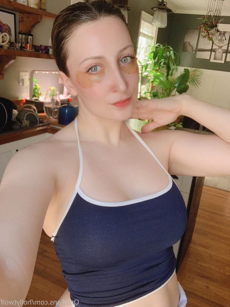 Holly Wolf [ hollytwolf ] Onlyfans leaked photo 14975224 on Hotleaks.tv