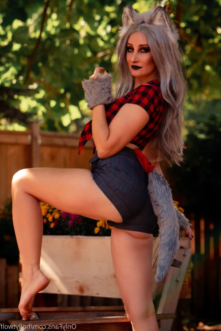 Holly Wolf [ hollytwolf ] Onlyfans leaked photo 15855100 on Hotleaks.tv
