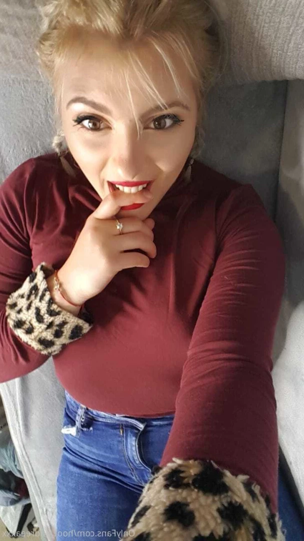 Yo baby💓😍💓 [ hoot_andreeaxxx ] Onlyfans leaked photo 7904801 on Hotleaks.tv