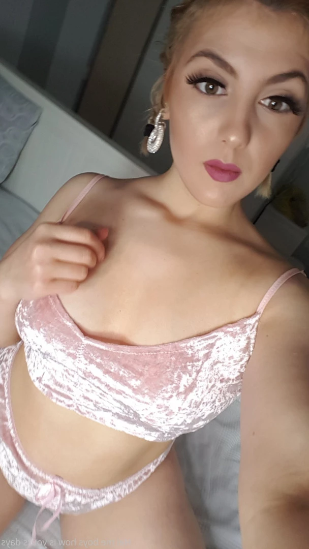 Yo baby💓😍💓 [ hoot_andreeaxxx ] Onlyfans leaked photo 7905744 on Hotleaks.tv