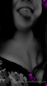 Hottie Luvs [ hottieluvs ] Onlyfans leaked video 8211321 on Hotleaks.tv