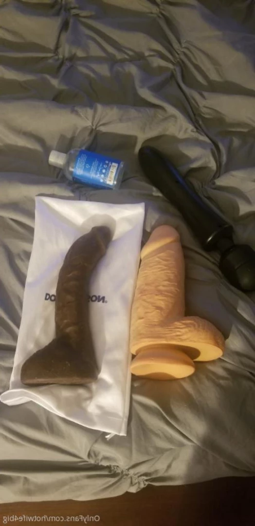 hotwife4big Onlyfans leaked photo 14228205 on Hotleaks.tv