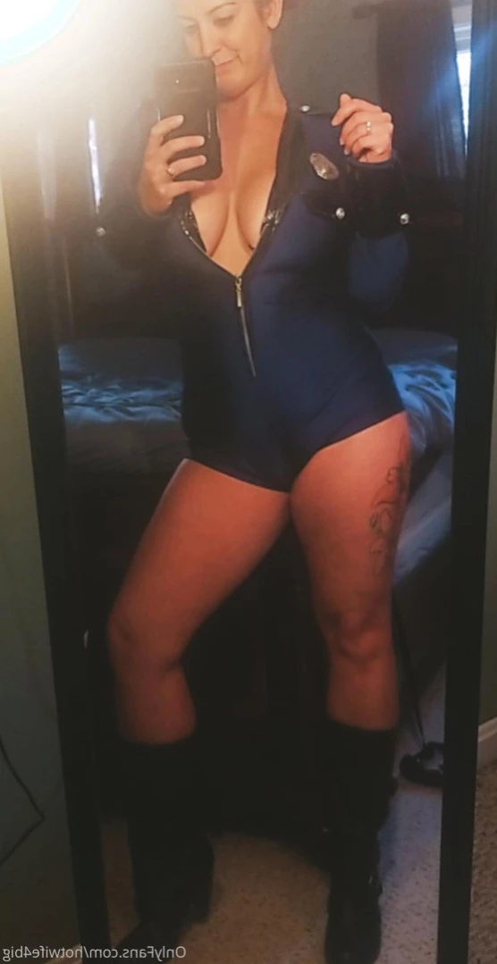 hotwife4big Onlyfans leaked photo 14477396 on Hotleaks.tv