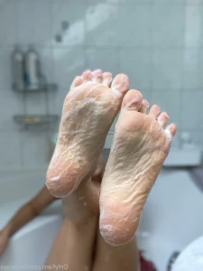 15934704