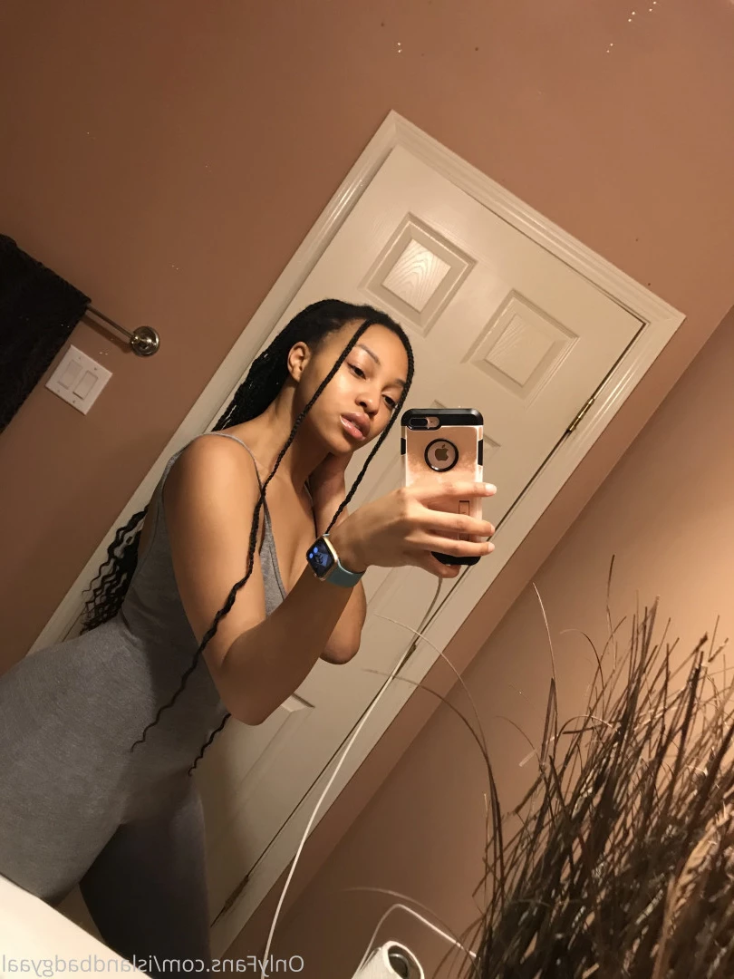 islandbadgyaal Onlyfans leaked photo 9048335 on Hotleaks.tv