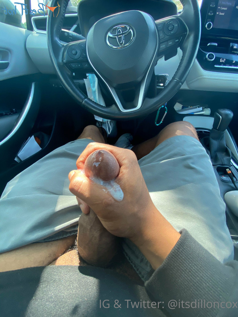 itsdilloncox3x Onlyfans leaked photo 16975709 on Hotleaks.tv