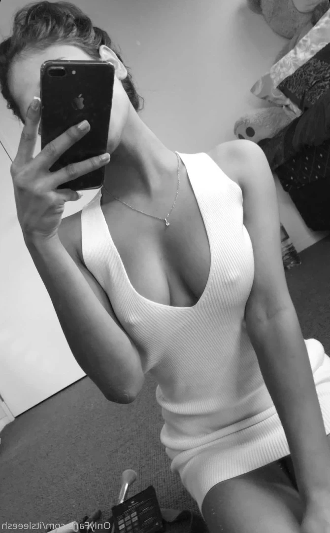itsleeesh_ [ itsleeesh ] Onlyfans leaked photo 9190846 on Hotleaks.tv