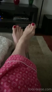 Janet Mason - Foot Fetish Page [ janetmasonfeet ] Onlyfans leaked video 8183904 on Hotleaks.tv