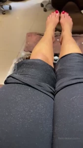 Janet Mason - Foot Fetish Page [ janetmasonfeet ] Onlyfans leaked video 8184096 on Hotleaks.tv