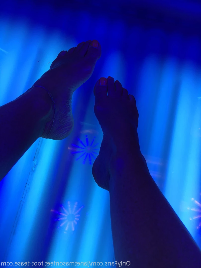 Janet Mason - Foot Fetish Page [ janetmasonfeet ] Onlyfans leaked photo 10908041 on Hotleaks.tv