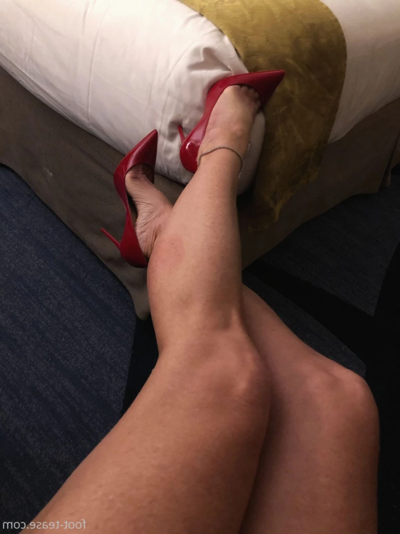 Janet Mason - Foot Fetish Page [ janetmasonfeet ] Onlyfans leaked photo 12451297 on Hotleaks.tv