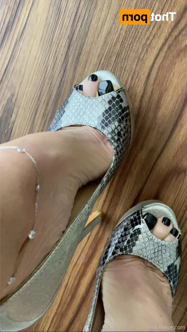 Janet Mason - Foot Fetish Page [ janetmasonfeet ] Onlyfans leaked photo 12946220 on Hotleaks.tv