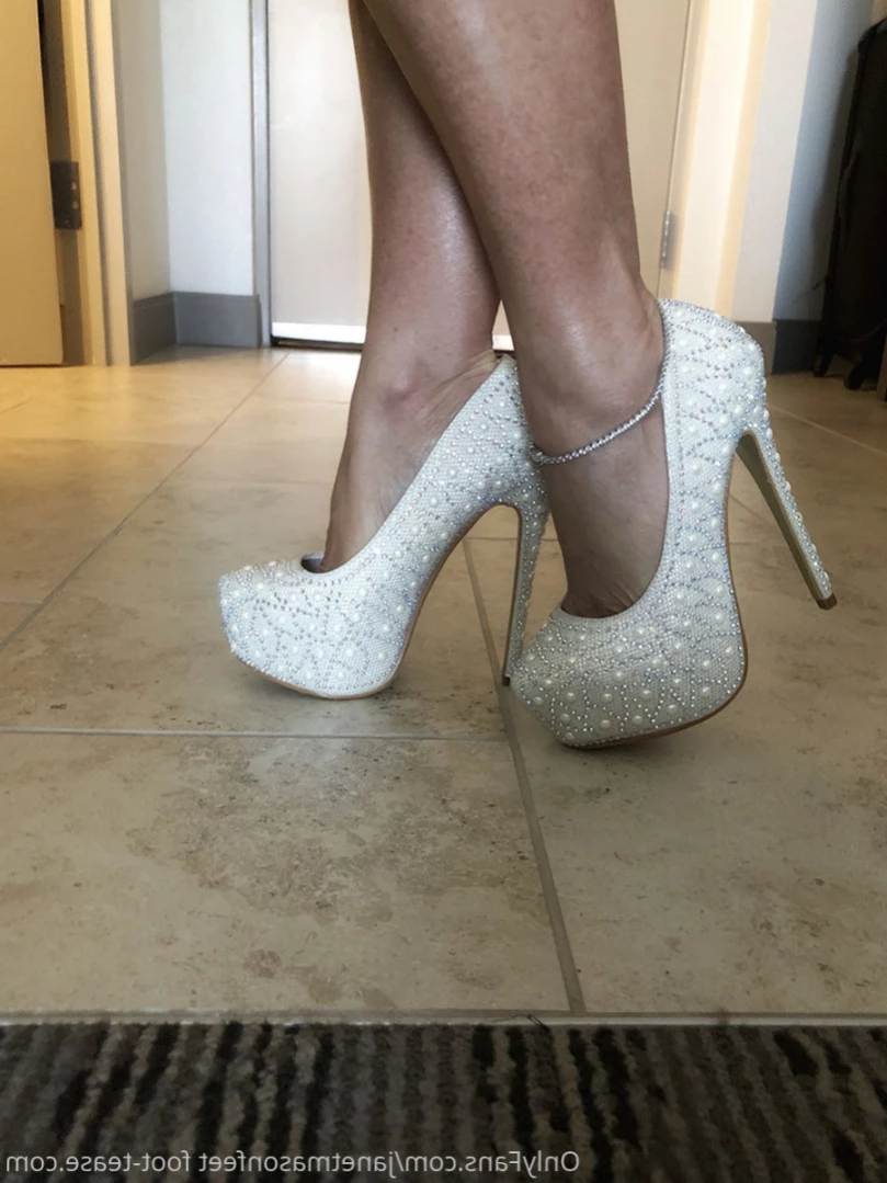 Janet Mason - Foot Fetish Page [ janetmasonfeet ] Onlyfans leaked photo 14643522 on Hotleaks.tv