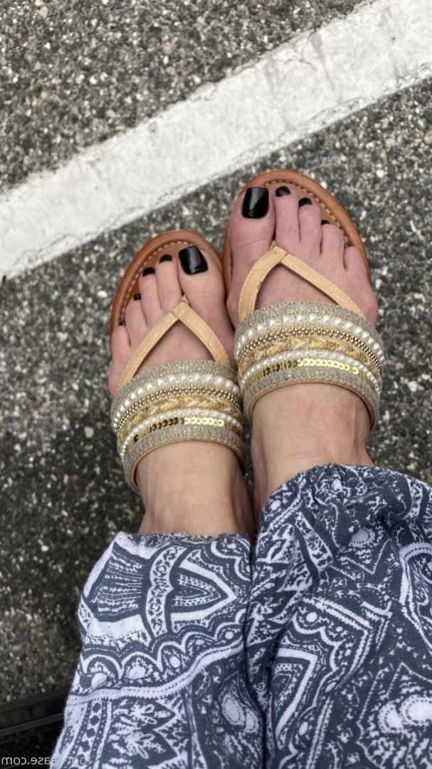 Janet Mason - Foot Fetish Page [ janetmasonfeet ] Onlyfans leaked photo 14719338 on Hotleaks.tv