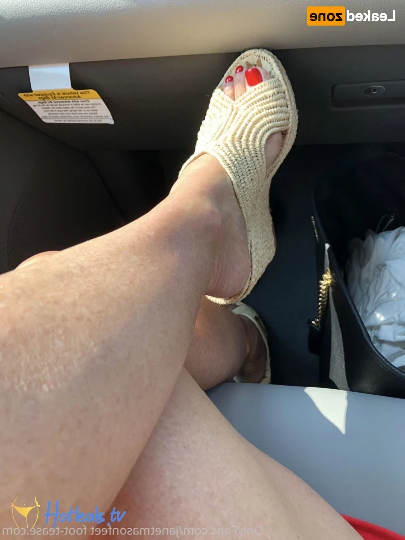 Janet Mason - Foot Fetish Page [ janetmasonfeet ] Onlyfans leaked photo 14754390 on Hotleaks.tv
