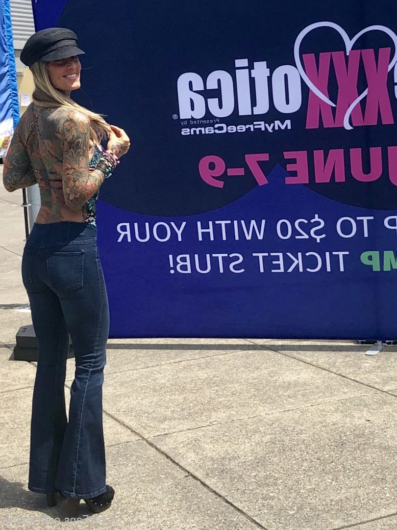 Janine Lindemulder [ janine ] Onlyfans leaked photo 9345779 on Hotleaks.tv