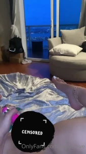 8182977