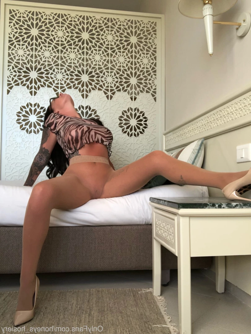 Jennifer [ jennnnniferthomson ] Onlyfans leaked photo 11080915 on Hotleaks.tv
