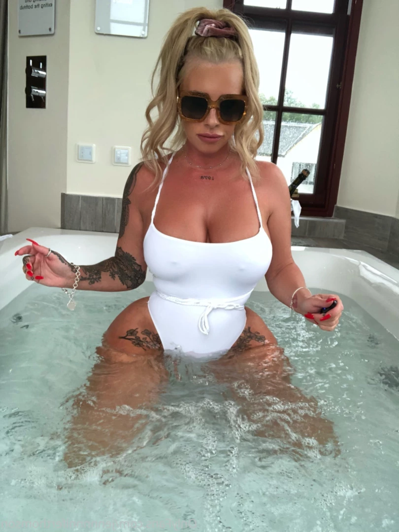Jennifer [ jennnnniferthomson ] Onlyfans leaked photo 11081843 on Hotleaks.tv