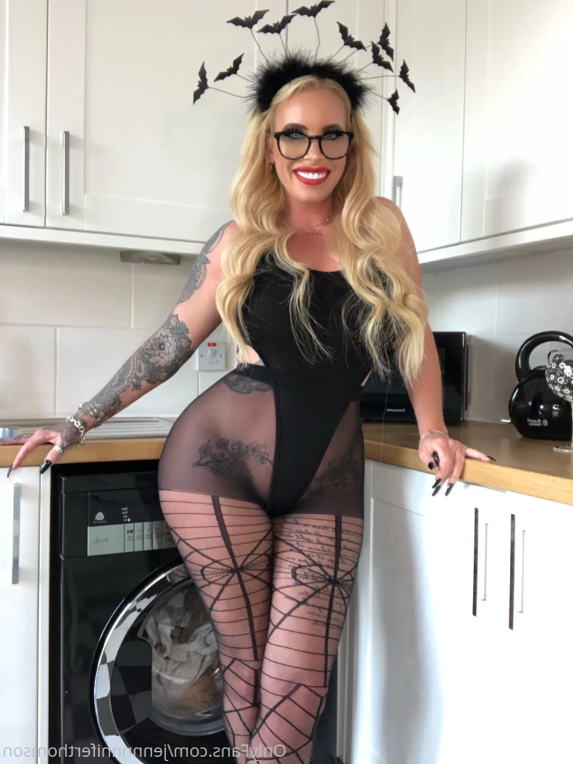 Jennifer [ jennnnniferthomson ] Onlyfans leaked photo 11082734 on Hotleaks.tv