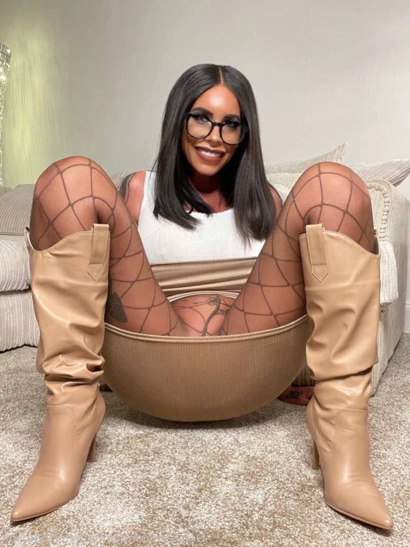 Jennifer [ jennnnniferthomson ] Onlyfans leaked photo 11082794 on Hotleaks.tv