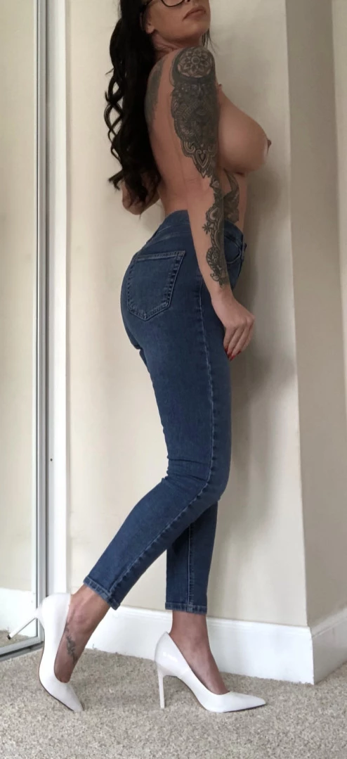 Jennifer [ jennnnniferthomson ] Onlyfans leaked photo 11082901 on Hotleaks.tv