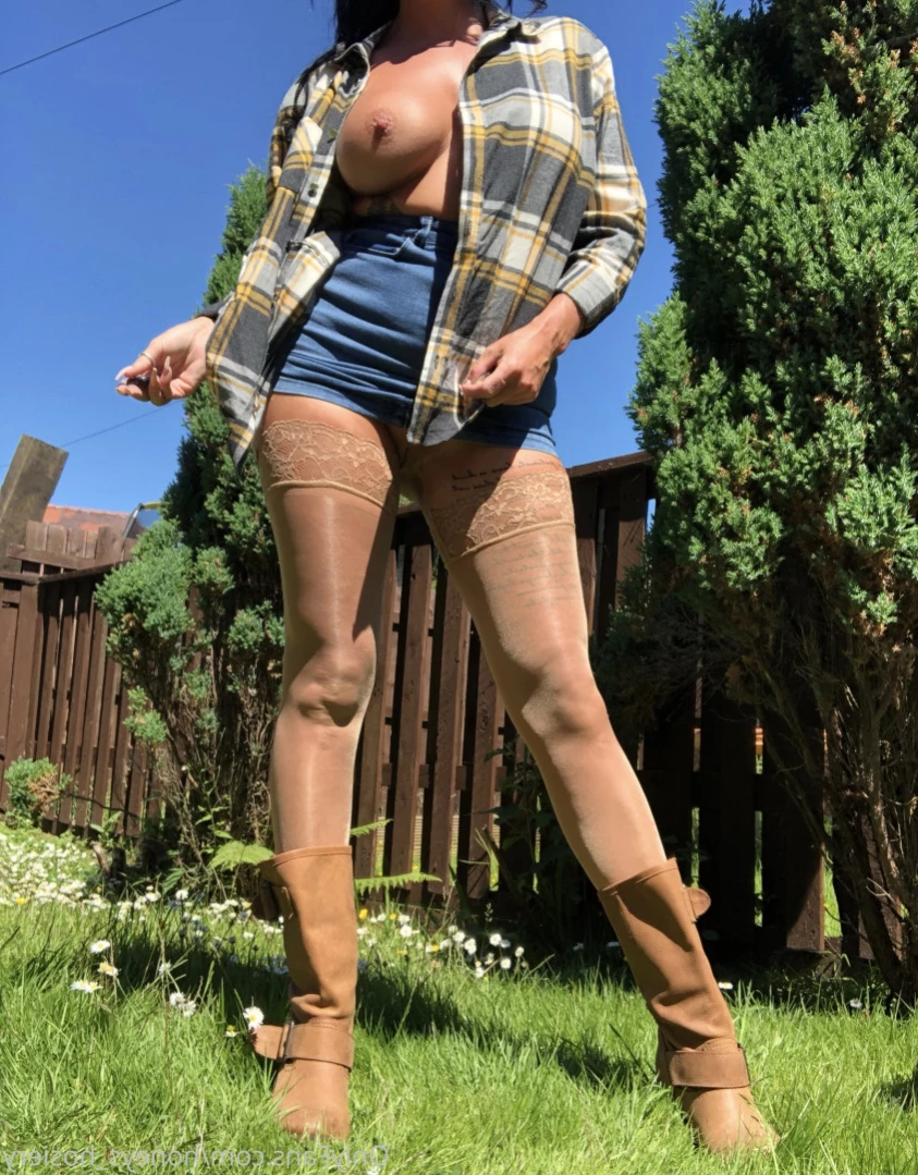 Jennifer [ jennnnniferthomson ] Onlyfans leaked photo 11086798 on Hotleaks.tv