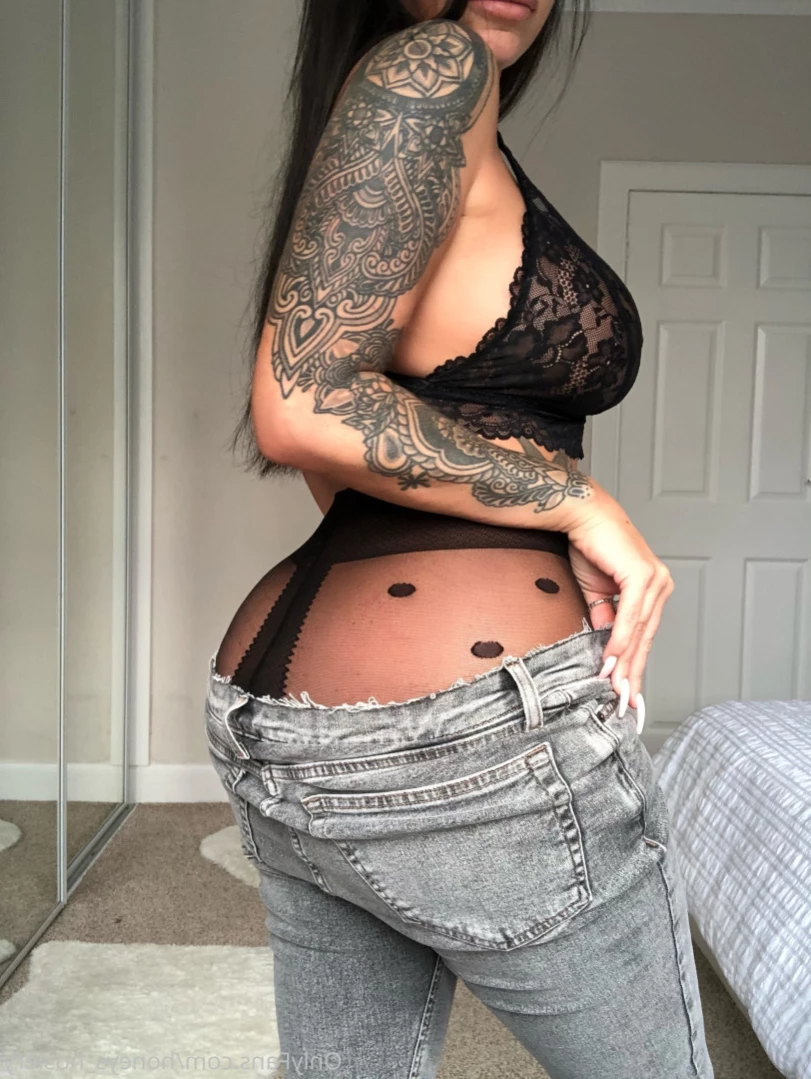 Jennifer [ jennnnniferthomson ] Onlyfans leaked photo 11087340 on Hotleaks.tv