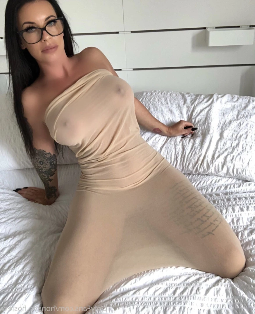 Jennifer [ jennnnniferthomson ] Onlyfans leaked photo 13765402 on Hotleaks.tv
