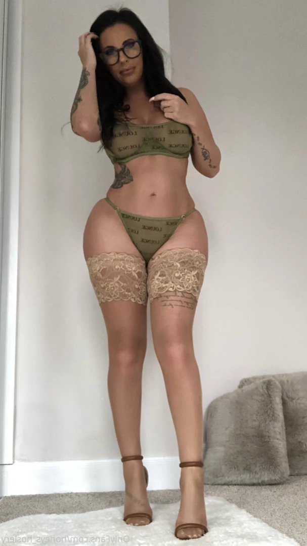 Jennifer [ jennnnniferthomson ] Onlyfans leaked photo 14970527 on Hotleaks.tv