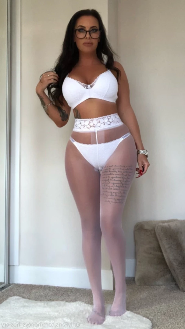 Jennifer [ jennnnniferthomson ] Onlyfans leaked photo 15034570 on Hotleaks.tv